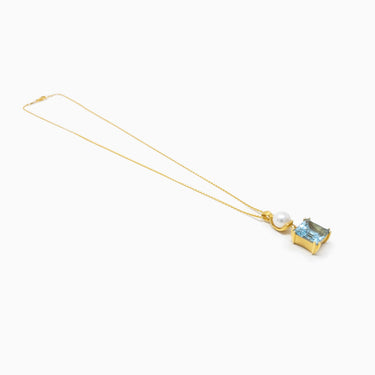 Sky Blue Topaz & Pearl Necklace / Gold